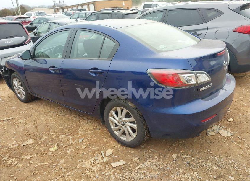 Photo 3 of 2013 Mazda Mazda3 I TOURING (VIN JM1BL1V75D1711575)