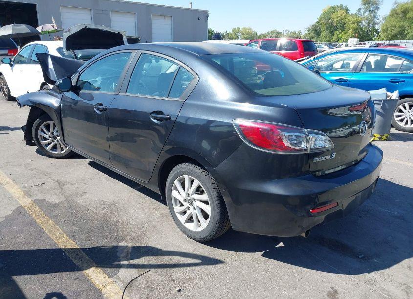 Photo 3 of 2013 Mazda Mazda3 I TOURING (VIN JM1BL1V75D1717456)