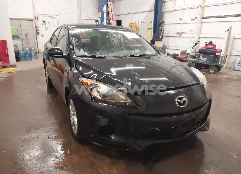 2013 Mazda Mazda3 I TOURING (VIN JM1BL1V75D1758010) main photo