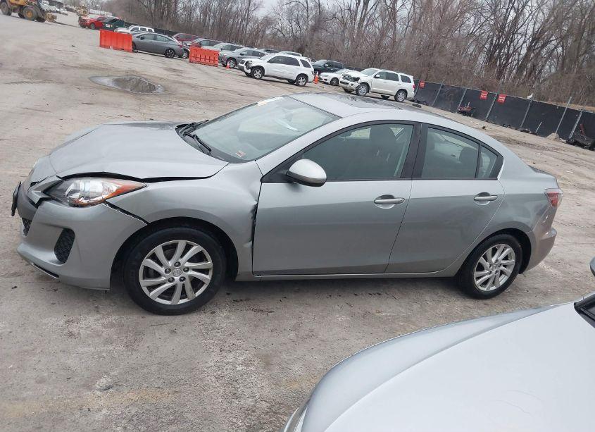 Photo 14 of 2012 Mazda Mazda3 I TOURING (VIN JM1BL1V76C1644306)