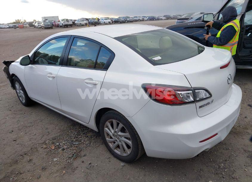 Photo 3 of 2012 Mazda Mazda3 I TOURING (VIN JM1BL1V76C1681565)