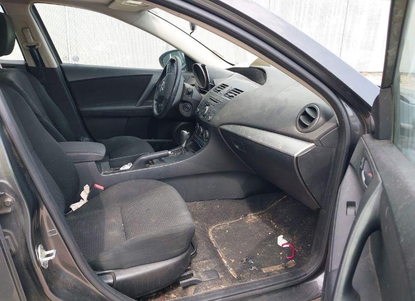 Photo 5 of 2013 Mazda Mazda3 I TOURING (VIN JM1BL1V76D1745279)