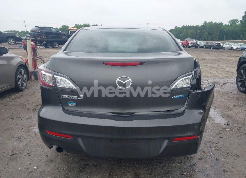 Photo 16 of 2013 Mazda Mazda3 I TOURING (VIN JM1BL1V76D1790397)