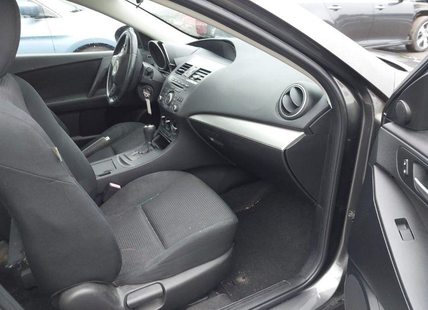 Photo 5 of 2012 Mazda Mazda3 I TOURING (VIN JM1BL1V77C1555831)