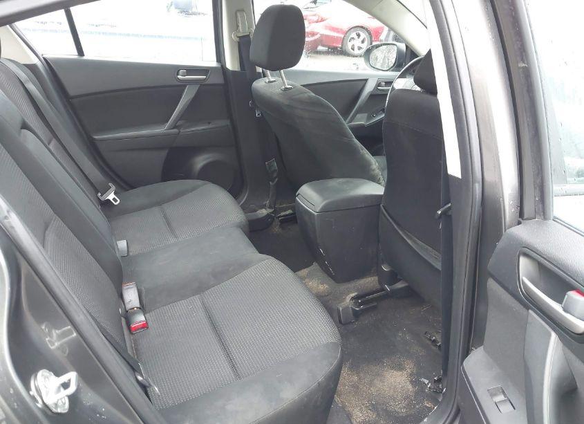 Photo 8 of 2012 Mazda Mazda3 I TOURING (VIN JM1BL1V77C1555831)