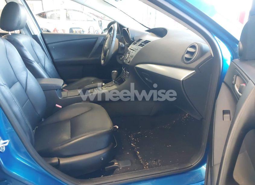 Photo 5 of 2012 Mazda Mazda3 I TOURING (VIN JM1BL1V77C1577084)