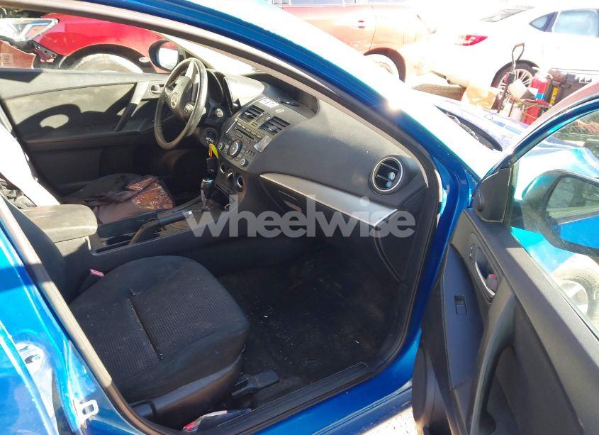 Photo 5 of 2012 Mazda Mazda3 (VIN JM1BL1V77C1580874)