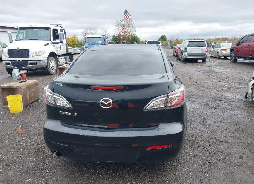 Photo 16 of 2012 Mazda Mazda3 I TOURING (VIN JM1BL1V77C1648557)