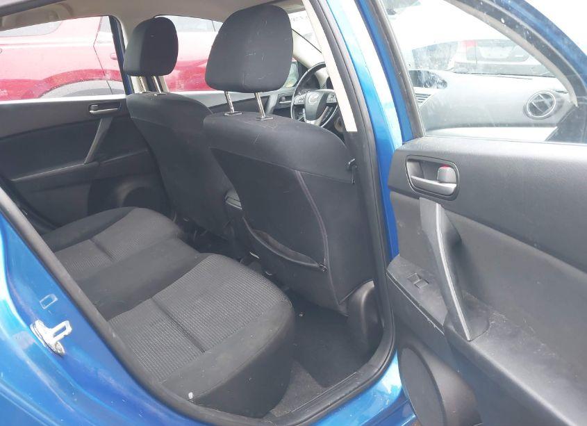 Photo 8 of 2012 Mazda Mazda3 I TOURING (VIN JM1BL1V77C1668078)