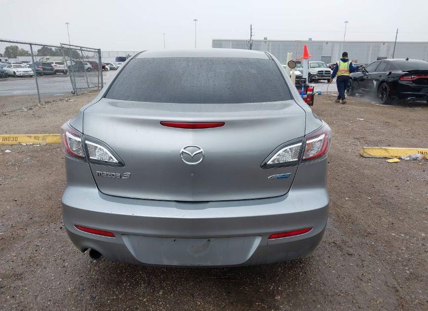 Photo 17 of 2012 Mazda Mazda3 I TOURING (VIN JM1BL1V78C1532476)