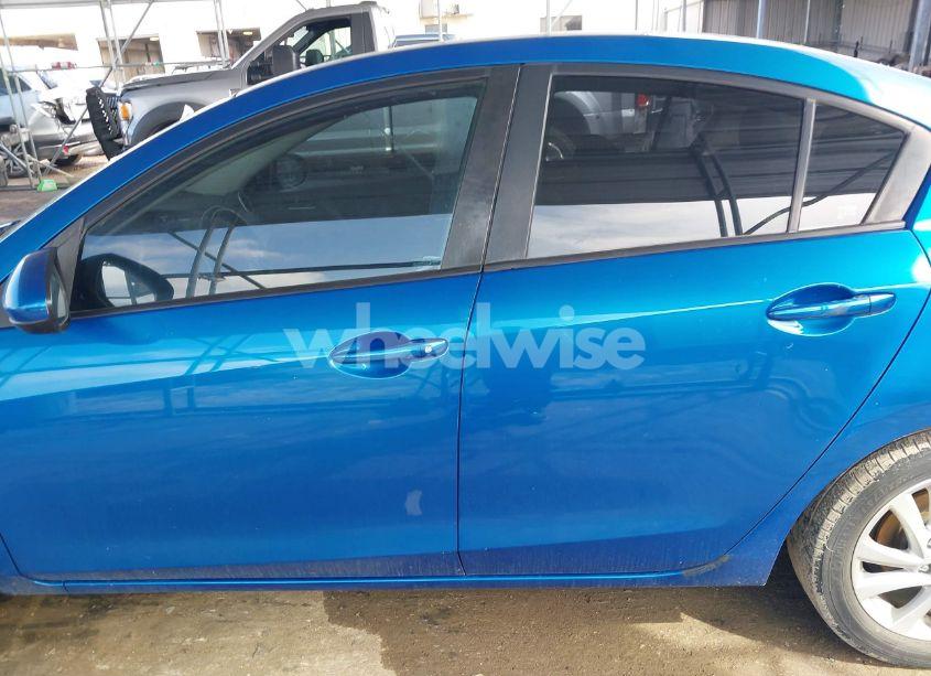 Photo 14 of 2012 Mazda Mazda3 I TOURING (VIN JM1BL1V78C1596002)