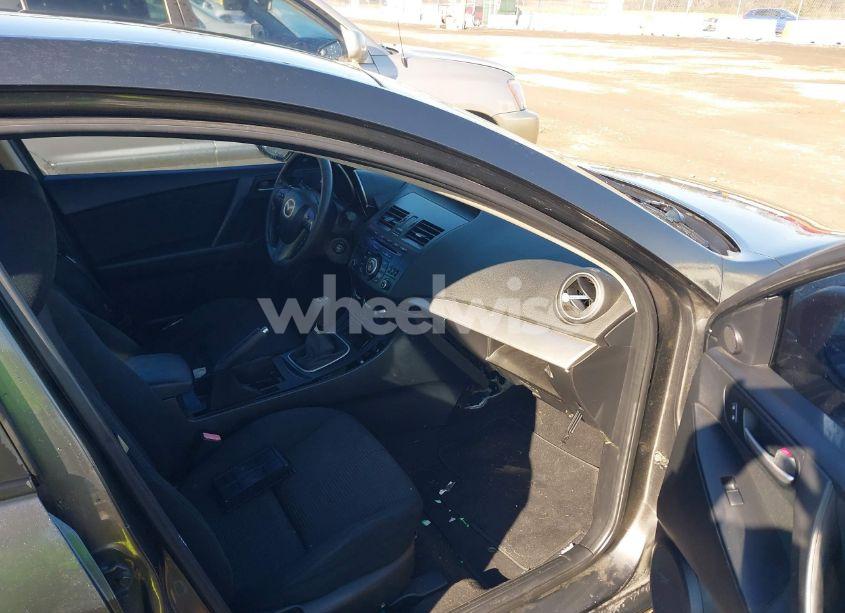 Photo 5 of 2012 Mazda Mazda3 I TOURING (VIN JM1BL1V78C1600050)