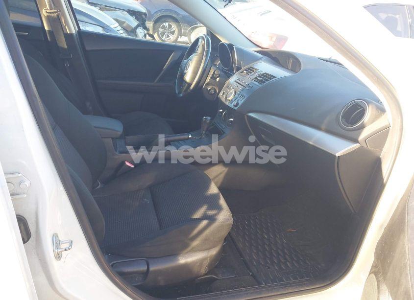 Photo 5 of 2012 Mazda 3 I (VIN JM1BL1V78C1655923)