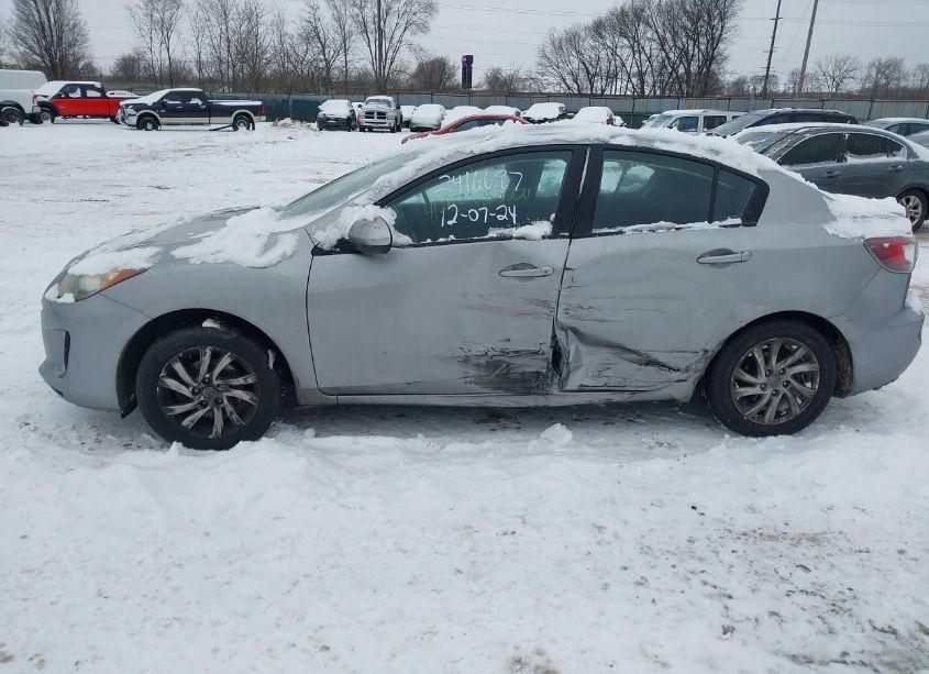 Photo 2 of 2012 Mazda Mazda3 I TOURING (VIN JM1BL1V78C1670275)