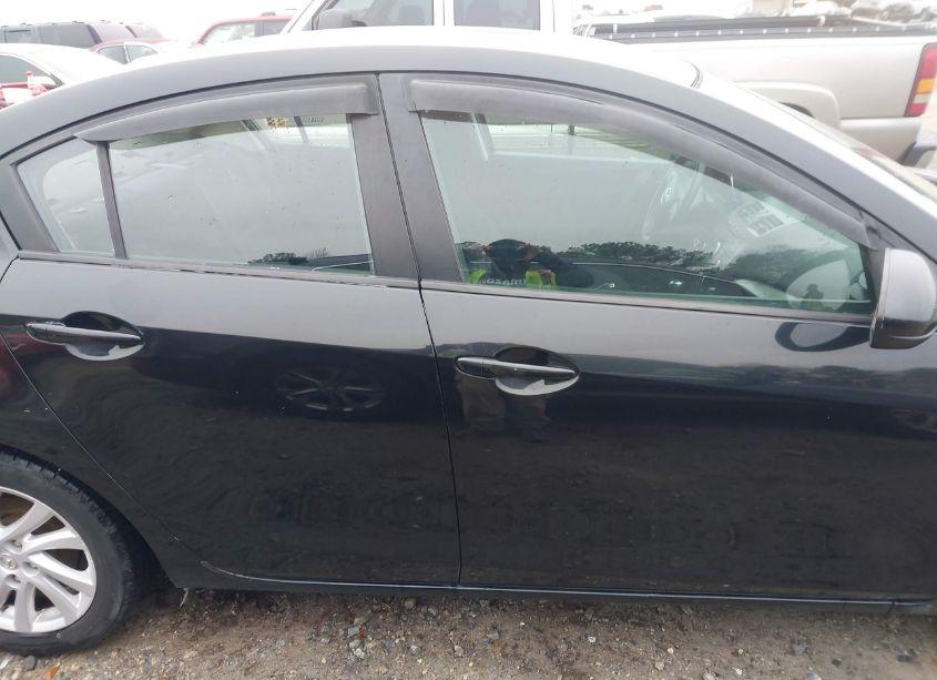 Photo 13 of 2012 Mazda Mazda3 I TOURING (VIN JM1BL1V79C1532518)