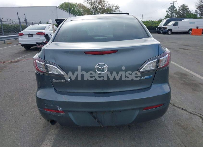 Photo 15 of 2012 Mazda Mazda3 I TOURING (VIN JM1BL1V79C1618007)