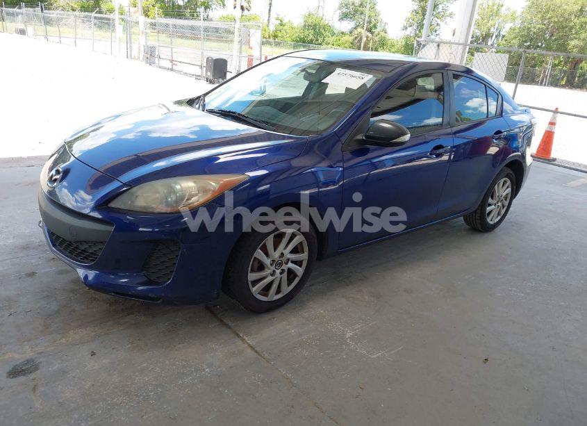 Photo 2 of 2013 Mazda Mazda3 I TOURING (VIN JM1BL1V79D1754154)