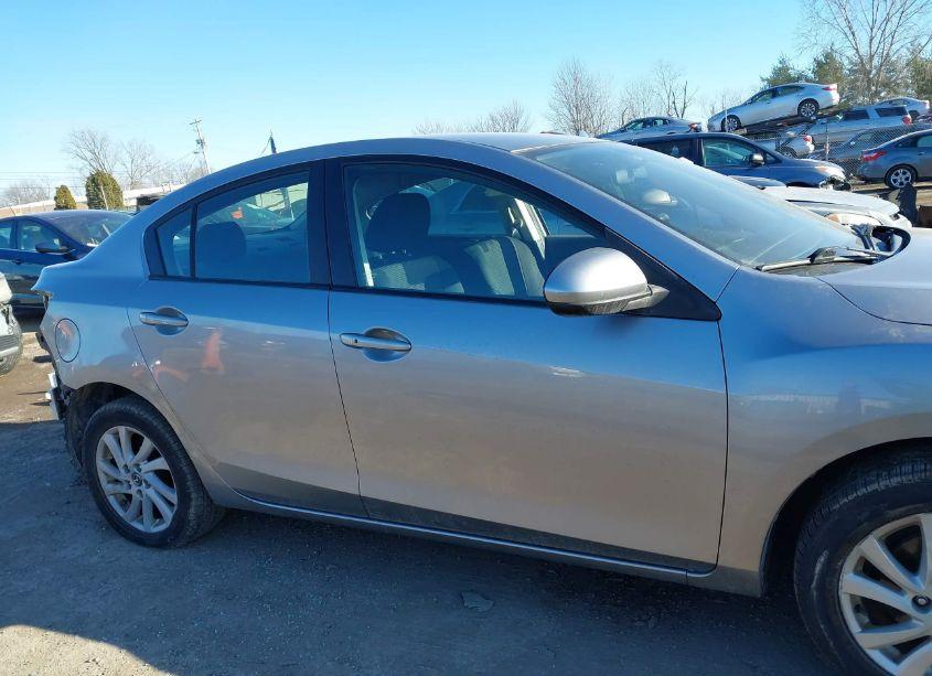 Photo 14 of 2013 Mazda Mazda3 I TOURING (VIN JM1BL1V79D1818645)