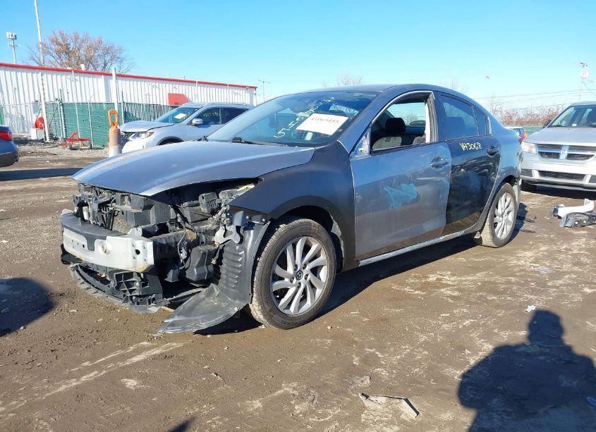 Photo 2 of 2013 Mazda Mazda3 I TOURING (VIN JM1BL1V79D1818645)