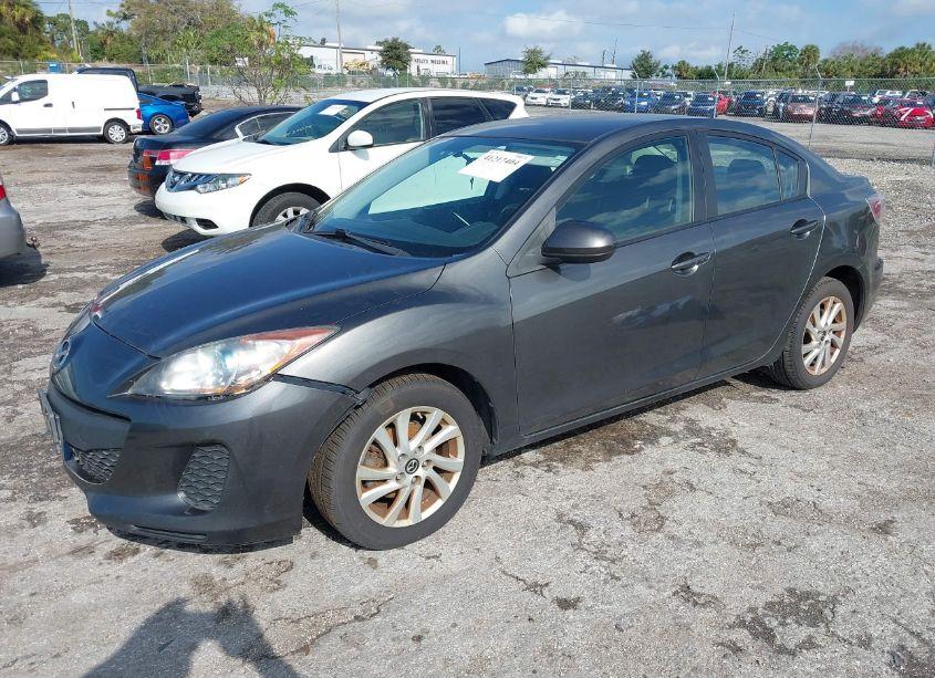 Photo 2 of 2013 Mazda Mazda3 I TOURING (VIN JM1BL1V79D1819486)