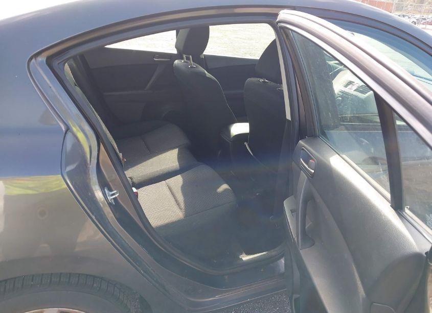 Photo 8 of 2013 Mazda Mazda3 I TOURING (VIN JM1BL1V79D1819486)