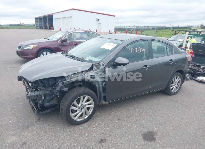 Photo 2 of 2013 Mazda Mazda3 I TOURING (VIN JM1BL1V79D1832397)