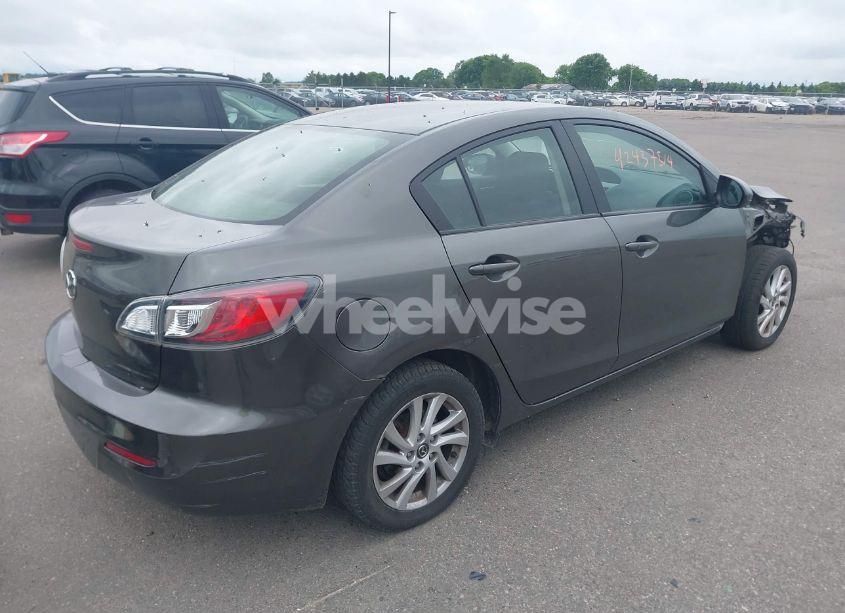 Photo 4 of 2013 Mazda Mazda3 I TOURING (VIN JM1BL1V79D1832397)