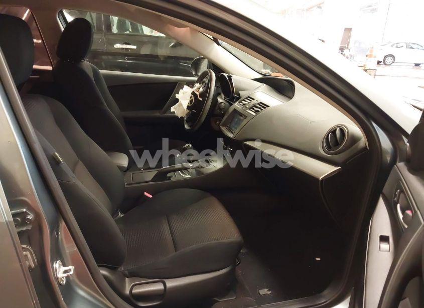 Photo 5 of 2012 Mazda Mazda3 I TOURING (VIN JM1BL1V7XC1676353)