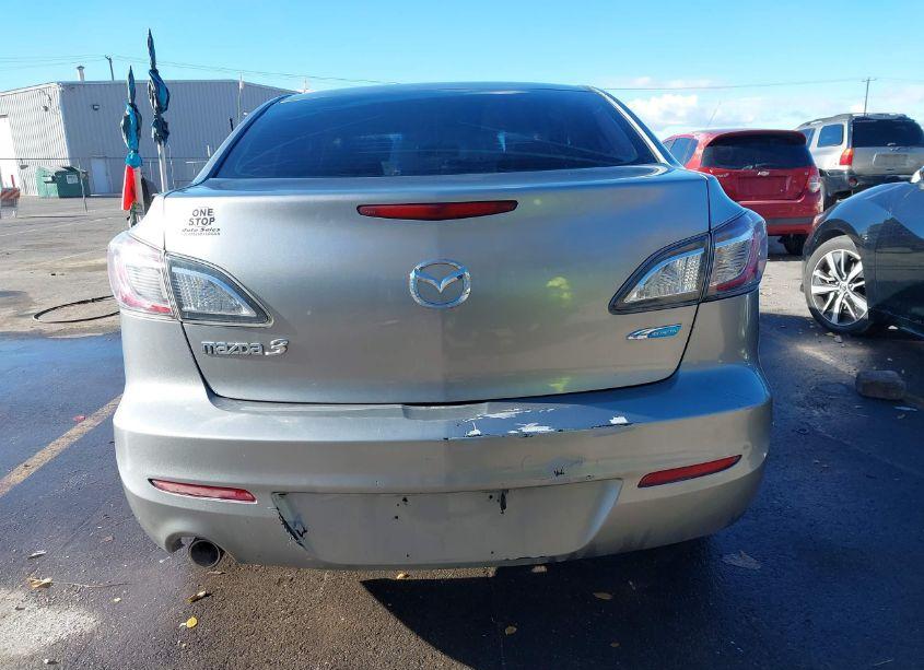 Photo 17 of 2012 Mazda Mazda3 I TOURING (VIN JM1BL1V80C1673521)