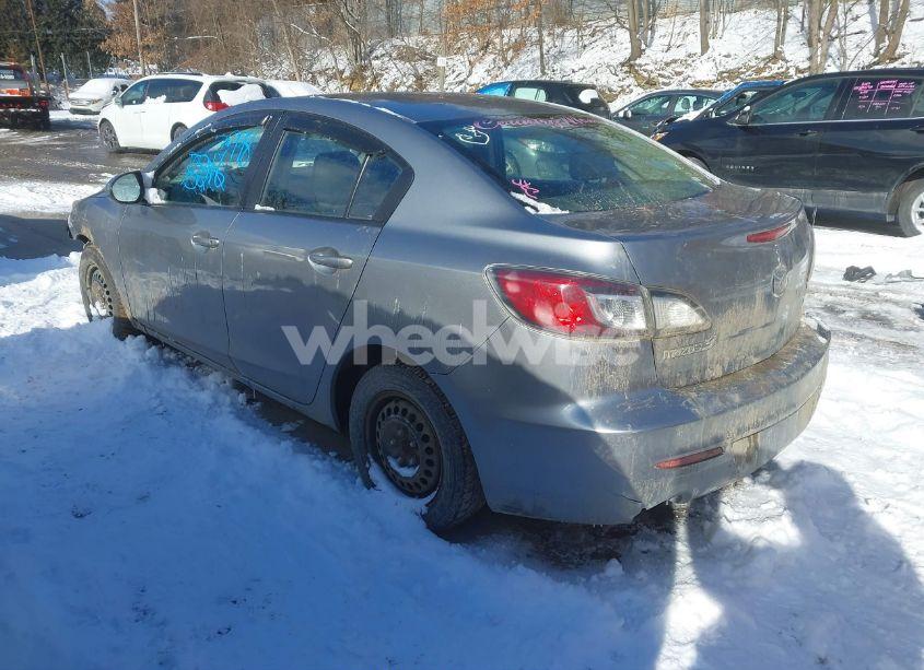 Photo 3 of 2012 Mazda Mazda3 I TOURING (VIN JM1BL1V80C1698502)