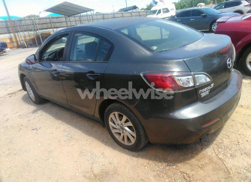 Photo 3 of 2013 Mazda Mazda3 I TOURING (VIN JM1BL1V80D1715722)