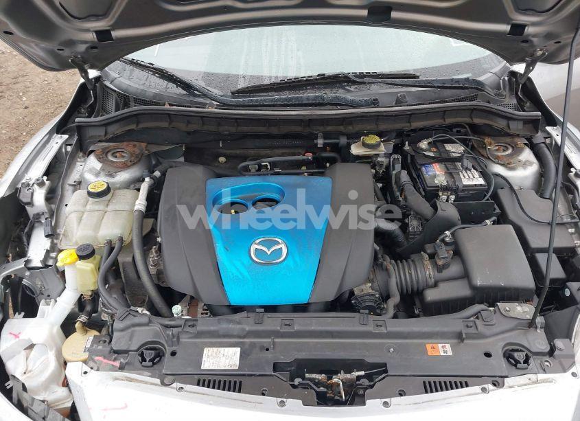 Photo 10 of 2012 Mazda Mazda3 I TOURING (VIN JM1BL1V82C1565370)