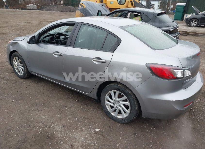 Photo 3 of 2012 Mazda Mazda3 I TOURING (VIN JM1BL1V82C1565370)