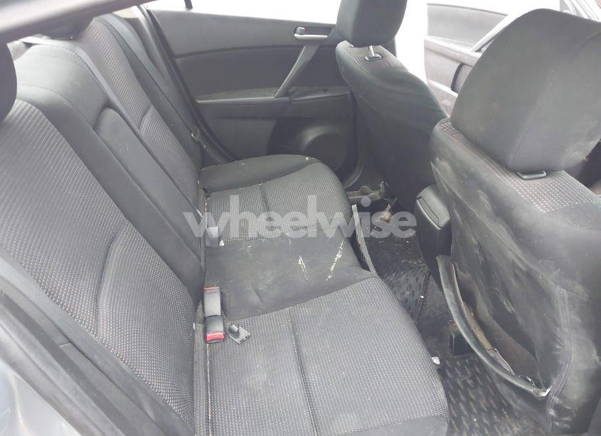Photo 8 of 2012 Mazda Mazda3 I TOURING (VIN JM1BL1V82C1565370)