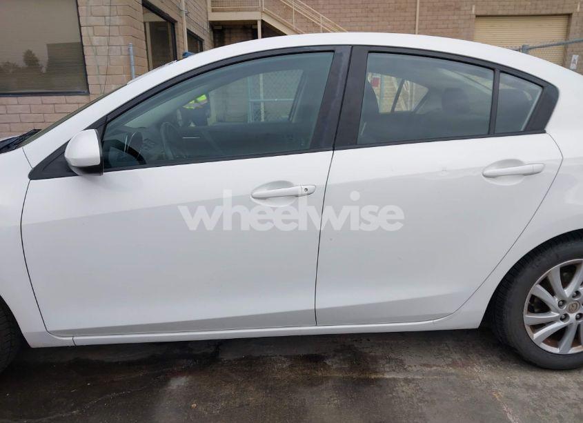 Photo 14 of 2012 Mazda Mazda3 I TOURING (VIN JM1BL1V82C1578362)