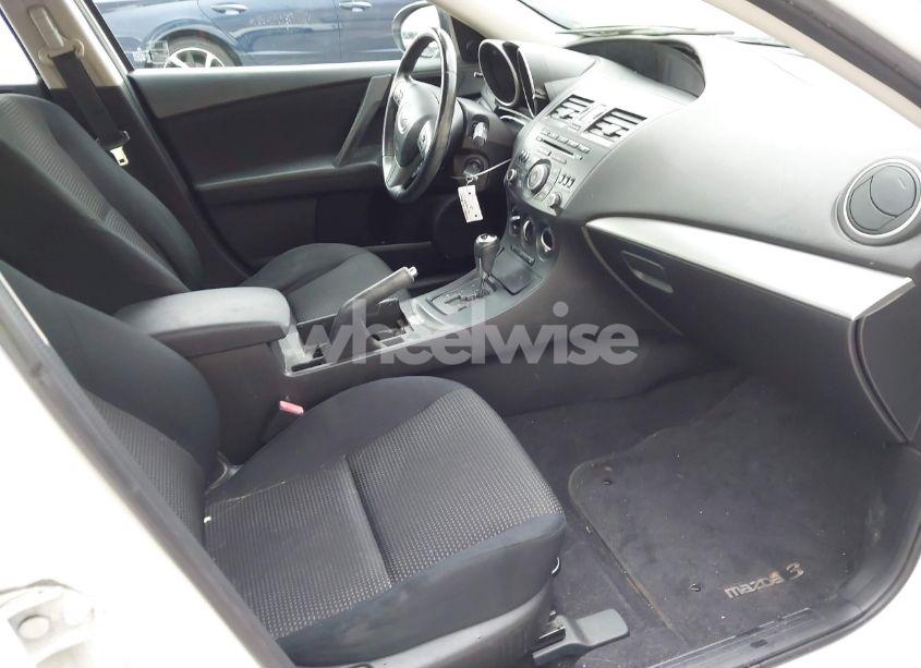 Photo 5 of 2012 Mazda Mazda3 I TOURING (VIN JM1BL1V82C1578362)