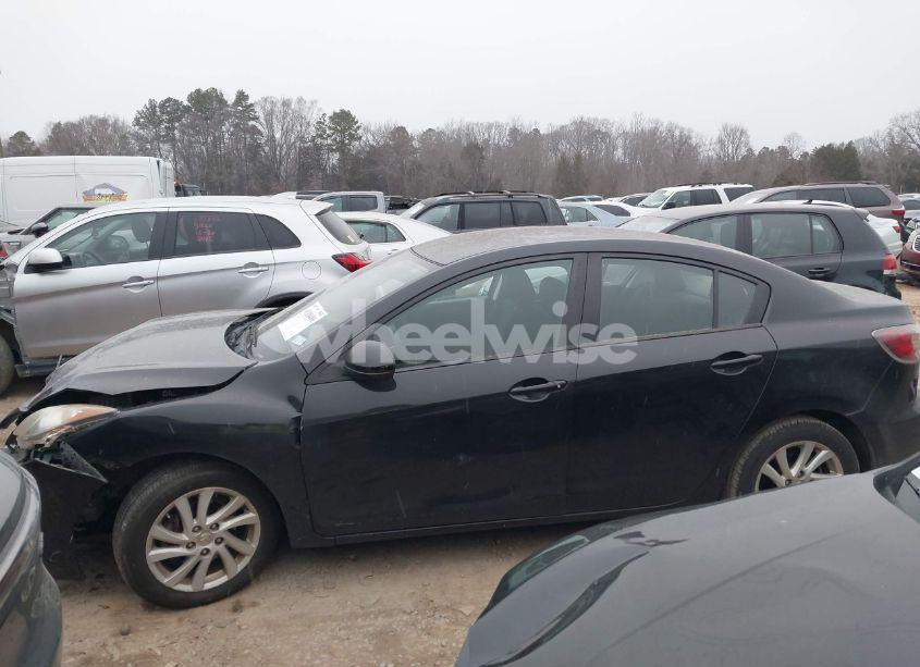Photo 13 of 2012 Mazda Mazda3 I TOURING (VIN JM1BL1V82C1634364)