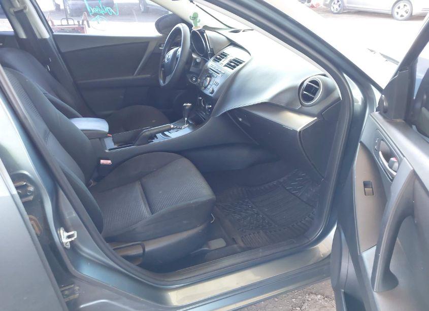 Photo 5 of 2012 Mazda Mazda3 I TOURING (VIN JM1BL1V82C1699523)