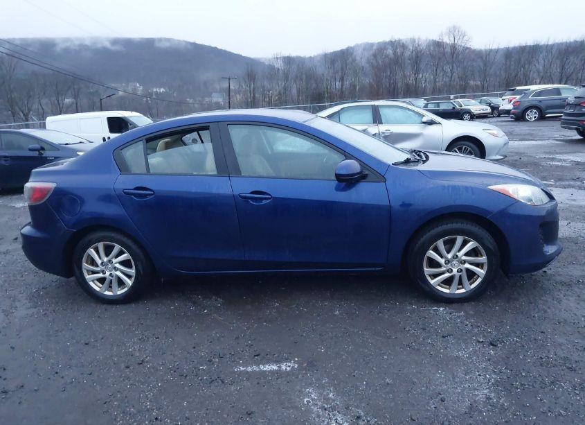 Photo 14 of 2012 Mazda Mazda3 I TOURING (VIN JM1BL1V83C1542700)