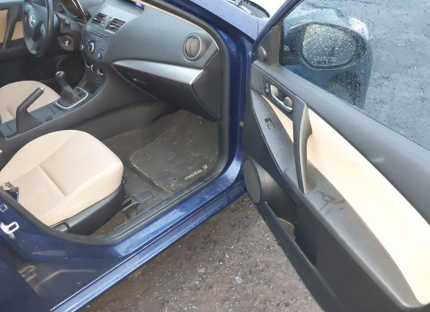 Photo 5 of 2012 Mazda Mazda3 I TOURING (VIN JM1BL1V83C1542700)