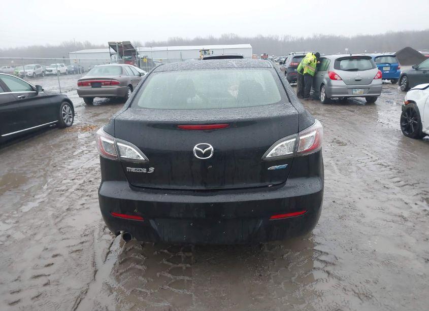 Photo 16 of 2012 Mazda Mazda3 I TOURING (VIN JM1BL1V83C1583375)