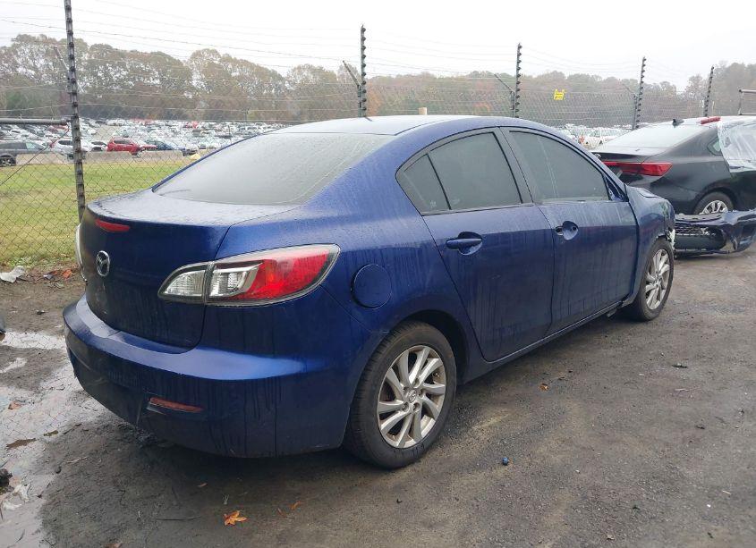 Photo 4 of 2012 Mazda Mazda3 (VIN JM1BL1V83C1612048)