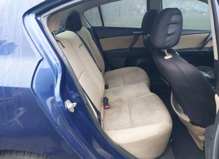 Photo 8 of 2012 Mazda Mazda3 (VIN JM1BL1V83C1612048)