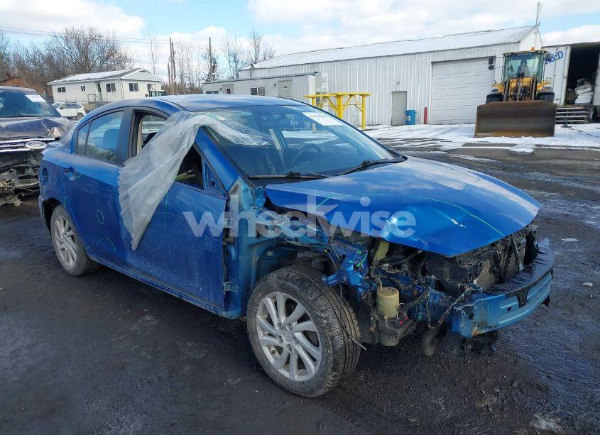 2012 Mazda Mazda3 (VIN JM1BL1V83C1637581) main photo