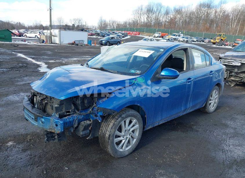 Photo 2 of 2012 Mazda Mazda3 (VIN JM1BL1V83C1637581)