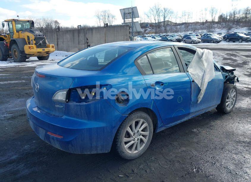 Photo 4 of 2012 Mazda Mazda3 (VIN JM1BL1V83C1637581)