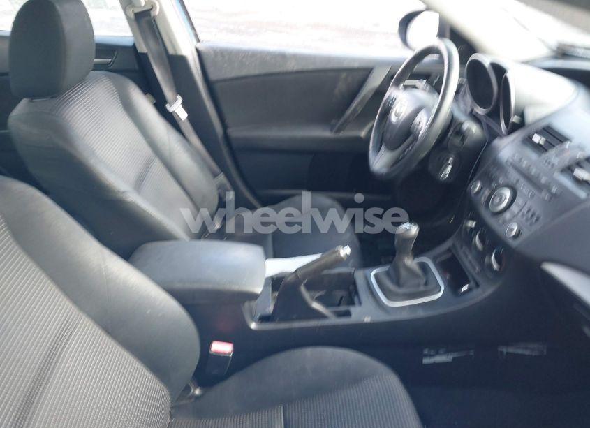 Photo 5 of 2012 Mazda Mazda3 (VIN JM1BL1V83C1637581)