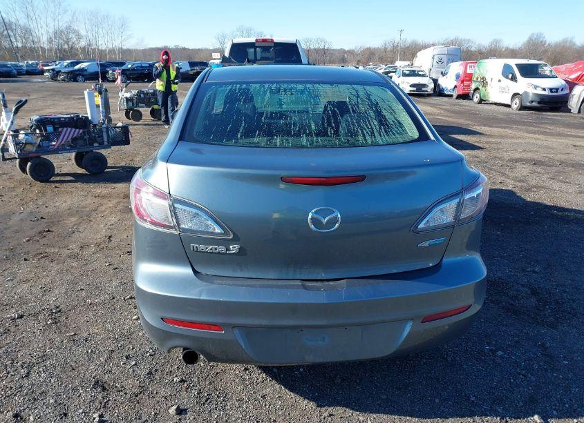 Photo 16 of 2012 Mazda Mazda3 I TOURING (VIN JM1BL1V84C1542513)