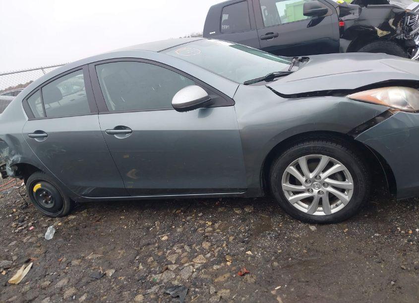Photo 14 of 2012 Mazda Mazda3 I TOURING (VIN JM1BL1V84C1695683)