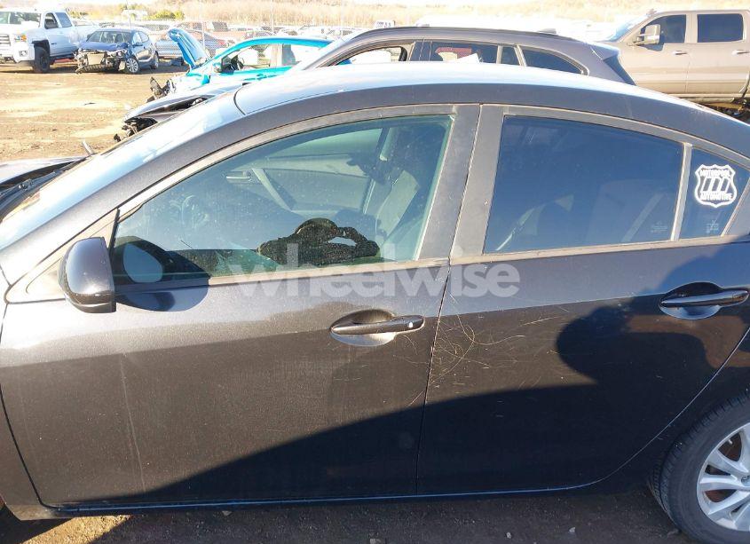 Photo 15 of 2012 Mazda Mazda3 I TOURING (VIN JM1BL1V85C1628364)